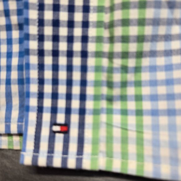 Tommy Hilfiger Men’s Plaid Button-Down Shirt | XL - Picture 7 of 14